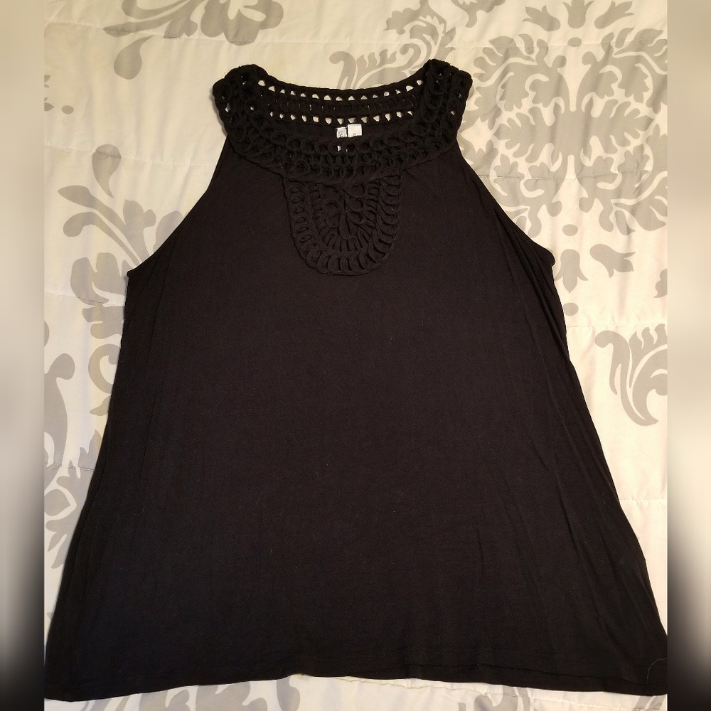 Black sleeveless top